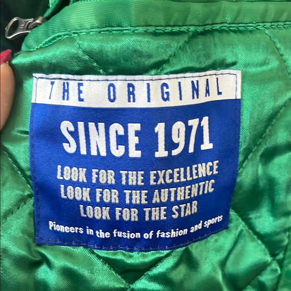 Celtics Green Jacket. - Picture 9 of 12